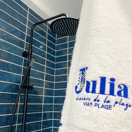 Mas Julia